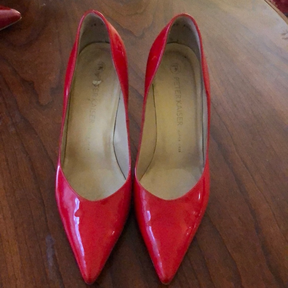 Peter Kaiser red patent heel shoes